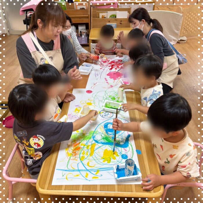 絵の具遊び