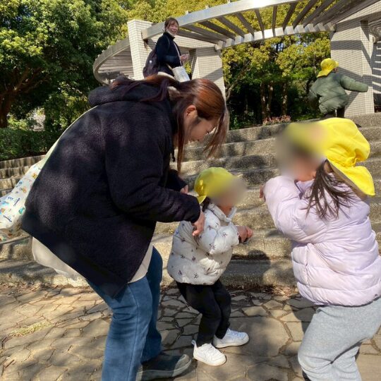 星のおうち幕張北　保育園の活動　外遊び