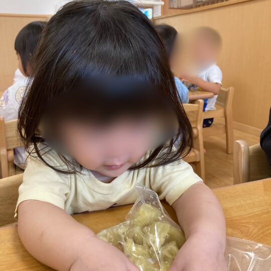 1歳児　10月の食育活動