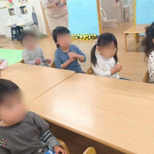 星のおうち千葉中央での朝の会
