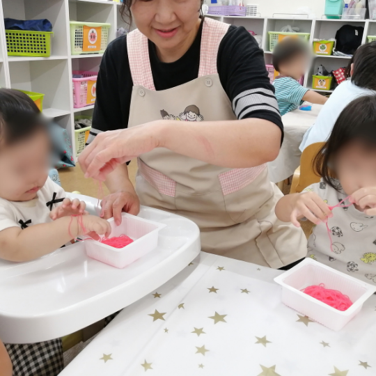 感触遊び